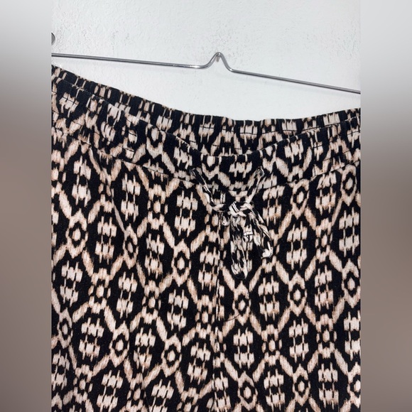 Mid-Rise Cropped Linen-Blend Pants Neutral Ikat - Picture 8 of 12